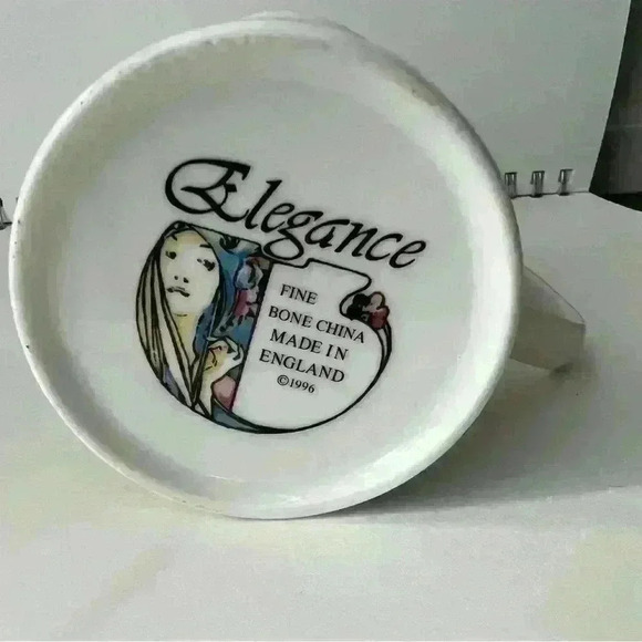 Vintage Elegance Fine Bone China Pansies Floral  Print 90s Boho Cottagecore Mug - Picture 6 of 10